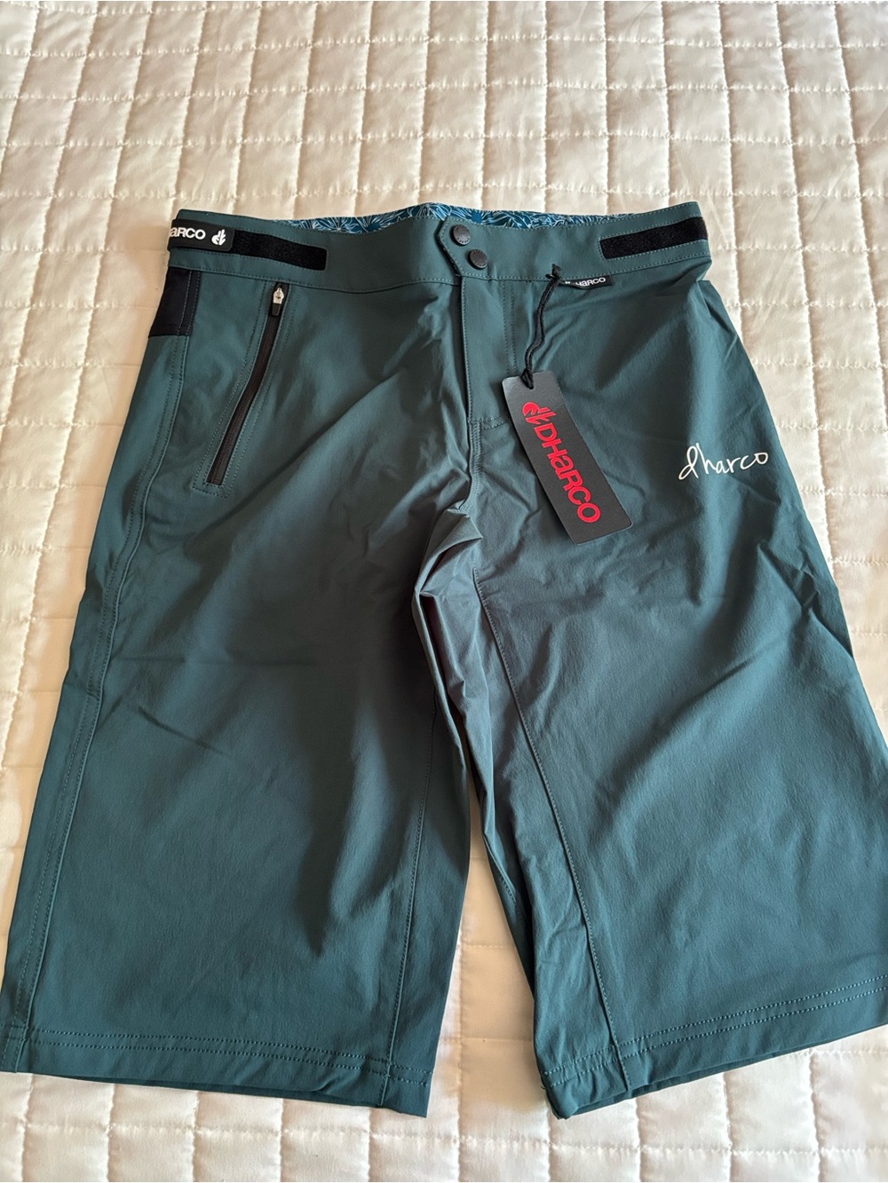 Dharco Women’s MTB Shorts NWT Medium